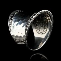 John Hardy Sterling Silver Estate Hammered Classic Palu Saddle Ring -Luxe Rings Shop ESRI00322C