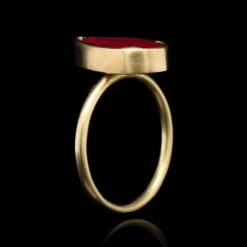 Gabriella Kiss 18K Yellow Gold Estate Ruby Ring -Luxe Rings Shop ESRI00503C