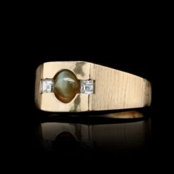 14K Yellow Gold Estate Cat's Eye Chrysoberyl And Diamond Ring
