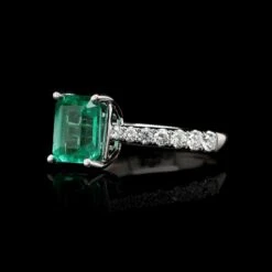 18K White Gold Estate Emerald And Diamond Ring
