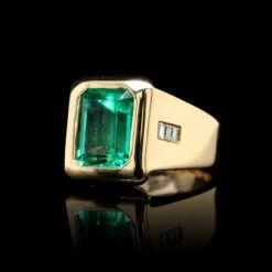 18K Yellow Gold Estate Emerald And Diamond Ring