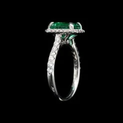Platinum Estate Emerald And Diamond Ring -Luxe Rings Shop ESRI00771C